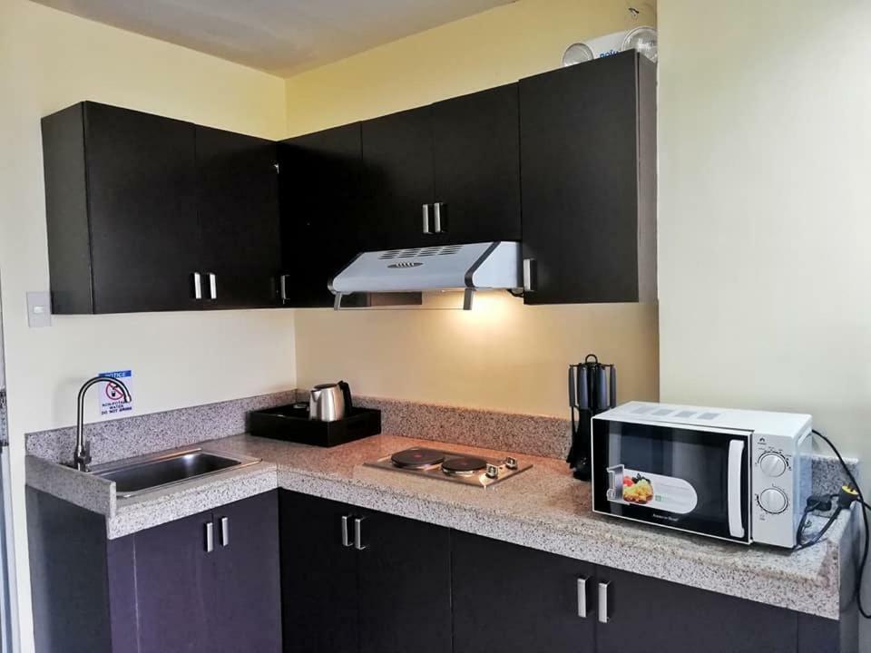 2205 Suites Lucena Exterior photo